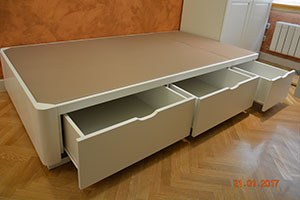 Click para ampliar Canapé individual de madera acabado Luxe color blanco puro, medidas 90x190 cm con cajones en los laterales con apertura a la derecha